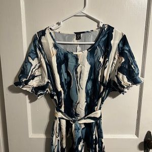 SHEIN Modely Plus Allover Print Belted Dress